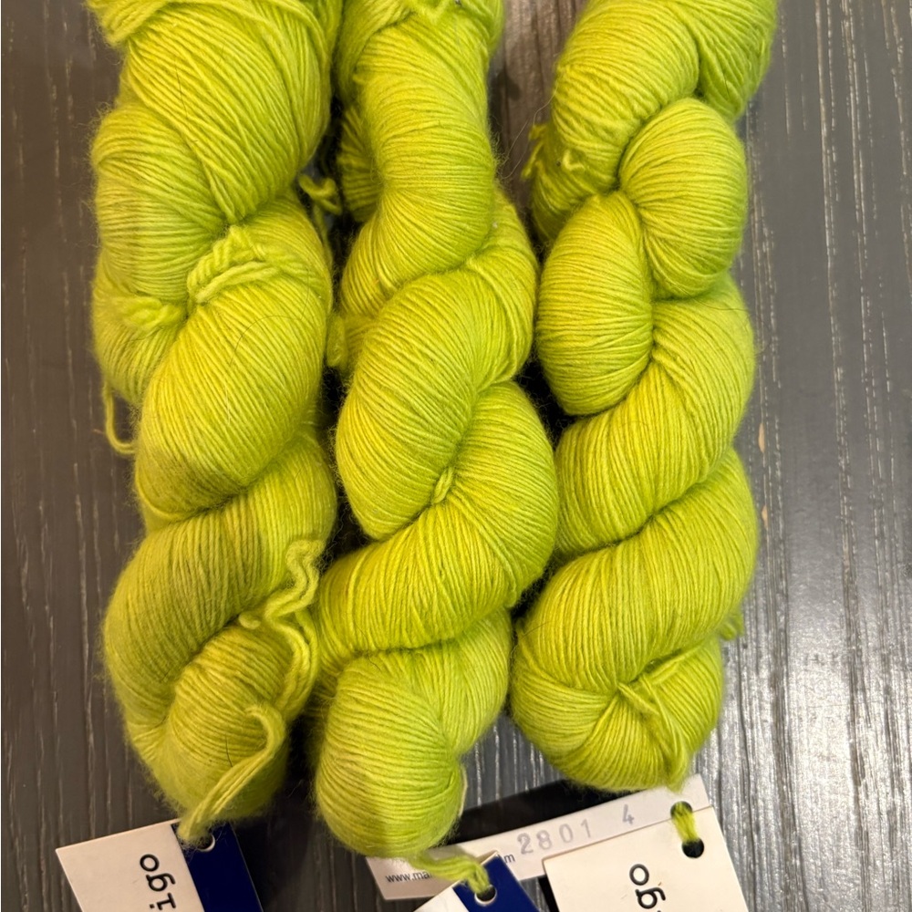 Malabrigo Apple Green Yarn - Picture 2 of 3